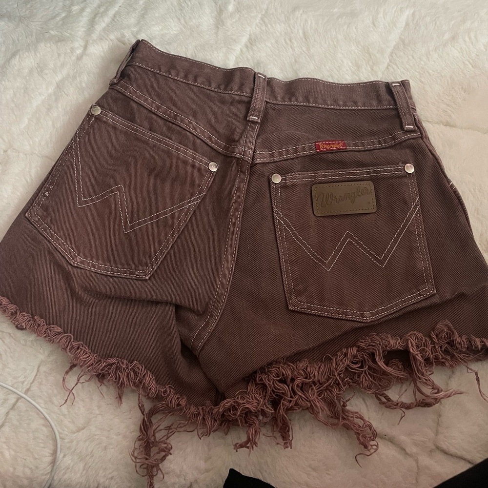 Wrangler Shorts - Picture 2 of 2